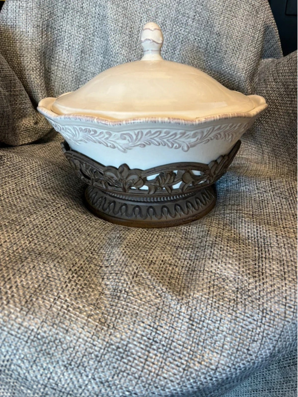 vintage Certified International Karidesign serving bowl metal stand
